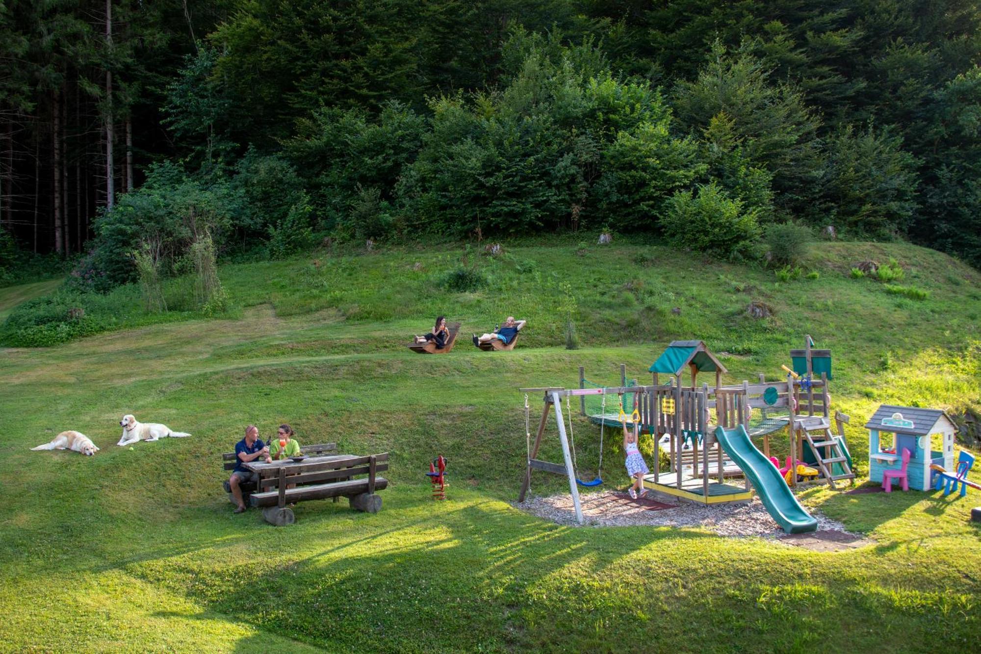 Gaestehaus Seewinkel Hermagor-Pressegger See Bagian luar foto