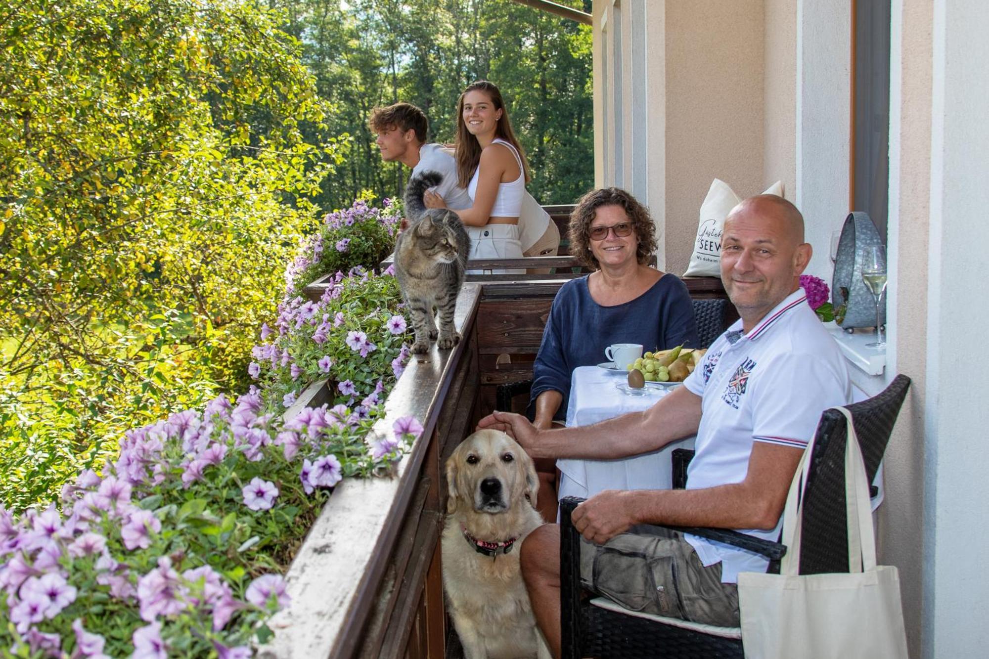 Gaestehaus Seewinkel Hermagor-Pressegger See Bagian luar foto